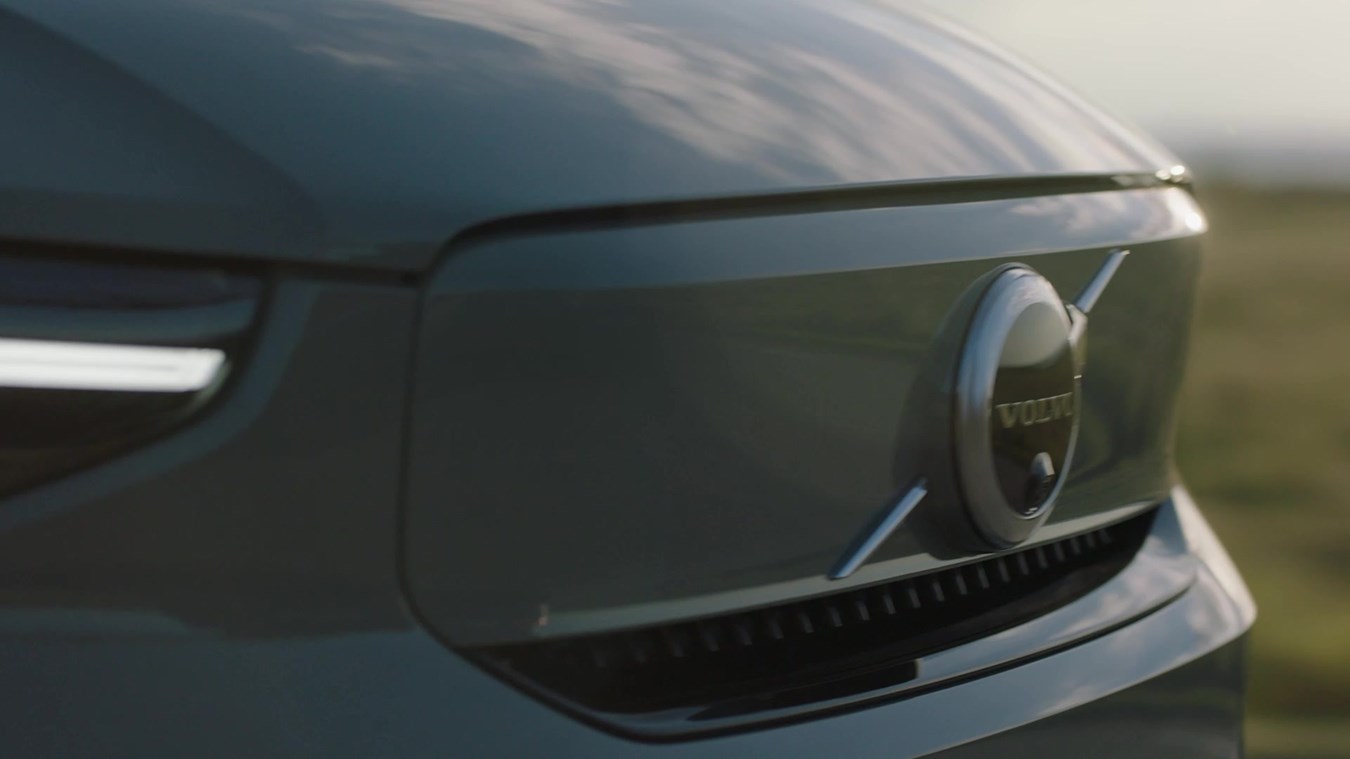 Volvo Cars сообщает о продажах 58 667 автомобилей в марте, доля электрифицированных автомобилей выросла до 36%