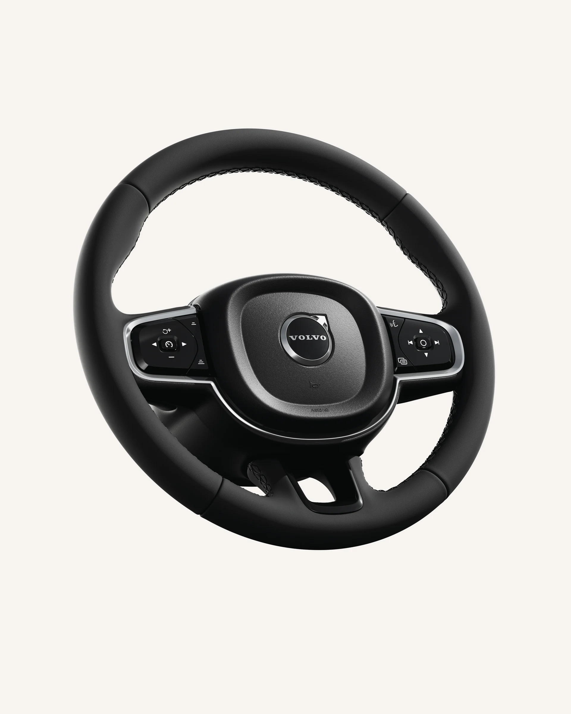 Рулевое колесо Volvo XC90 со встроенными органами управления крупным планом